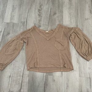 Brown boutique sweater with bell sleeves